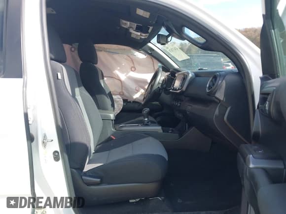 ✅ 2020 Toyota Tacoma TRD Off Road • VIN: 3TMCZ5ANXLM325654 • Lot: 43637670. Listed on IAAI with 137,509 mi. Free auction sales archive from the USA and detailed vehicle history report at DreamBid. Image 5.