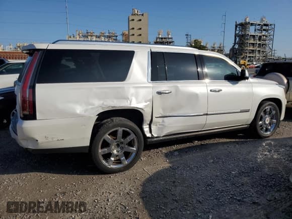 ✅ 2017 Cadillac Escalade ESV Premium Luxury • VIN: 1GYS3JKJ4HR148245 • Lot: 58578735. Listed on Copart with 159,915 mi. Free auction sales archive from the USA and detailed vehicle history report at DreamBid. Image 3.