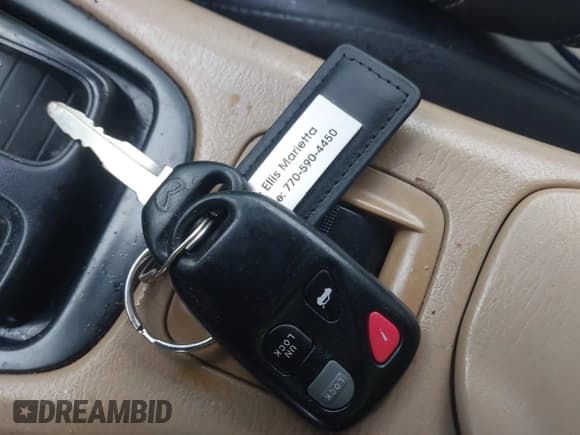 ✅ 2002 Mazda MX-5 Miata Cloth • VIN: JM1NB353120221906 • Lot: 43868481. Listed on IAAI with 99,471 mi. Free auction sales archive from the USA and detailed vehicle history report at DreamBid. Image 11.