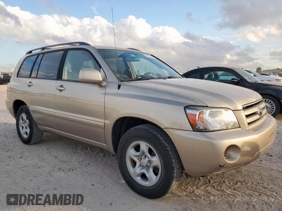 ✅ 2006 Toyota Highlander • VIN: JTEGD21A760148415 • Лот: 93761385. Опубликован ранее на Copart с пробегом 154 880 миль. Бесплатный доступ к архиву аукционных продаж из США и подробный отчёт об истории автомобиля на DreamBid. Изображение 4.