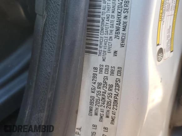 ✅ 2019 FIAT 500L Pop • VIN: ZFBNFAAHXKZ042353 • Lot: 77171484. Listed on Copart with 78,373 mi. Free auction sales archive from the USA and detailed vehicle history report at DreamBid. Image 12.