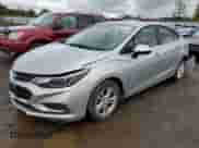 ✅ 2018 Chevrolet Cruze LT • VIN: 1G1BE5SM2J7137126 • Лот: 60965272. Размещён на Copart с пробегом 69 339 миль миль. Получите бесплатный доступ к архиву аукционных продаж из США и посмотрите подробный отчёт об истории автомобиля на DreamBid. Изображение 2.