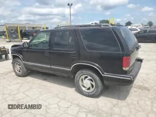 ✅ 1996 Chevrolet Blazer • VIN: 1GNDT13W8T2222722 • Lot: 65243055. Wystawiony na Copart z przebiegiem 195 725 mil. Bezpłatny archiwum sprzedaży aukcyjnych z USA i szczegółowy raport historii pojazdu na DreamBid. Zdjęcie 2.