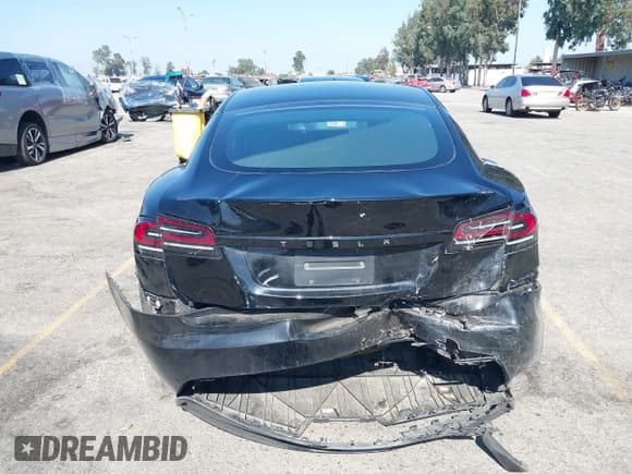 ✅ 2023 Tesla Model S • VIN: 5YJSA1E57PF508686 • Лот: 42758902. Опубликован ранее на IAAI с пробегом Не указан. Бесплатный доступ к архиву аукционных продаж из США и подробный отчёт об истории автомобиля на DreamBid. Изображение 15.