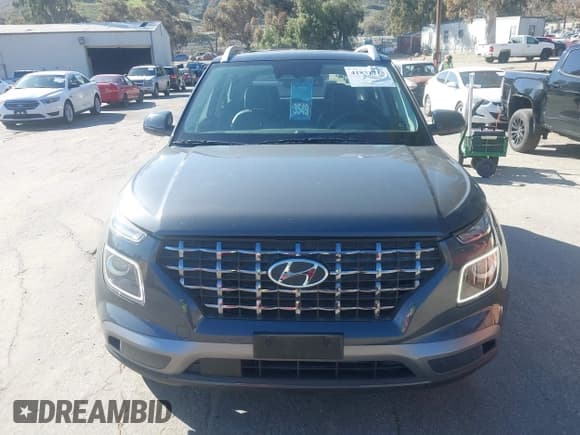 ✅ 2023 Hyundai Venue Limited • VIN: KMHRC8A33PU252586 • Lot: 41831713. Listed on IAAI with 16,174 mi. Free auction sales archive from the USA and detailed vehicle history report at DreamBid. Image 13.