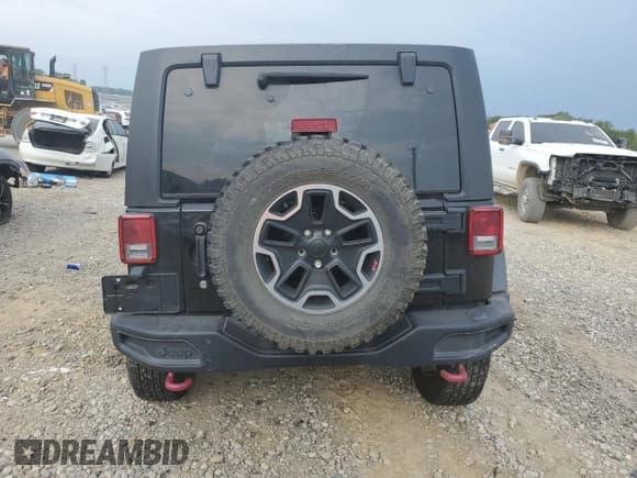 ✅ 2016 Jeep Wrangler Unlimited Rubicon Hard Rock • VIN: 1C4HJWFG4GL133750 • Lot: 81434495. Wystawiony na Copart z przebiegiem 145 885 mil. Bezpłatny archiwum sprzedaży aukcyjnych z USA i szczegółowy raport historii pojazdu na DreamBid. Zdjęcie 6.