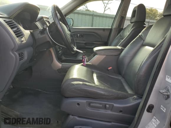 ✅ 2003 Honda Pilot EX • VIN: 2HKYF18763H552019 • Lot: 71102385. Wystawiony na Copart z przebiegiem 226 242 mil. Bezpłatny archiwum sprzedaży aukcyjnych z USA i szczegółowy raport historii pojazdu na DreamBid. Zdjęcie 7.