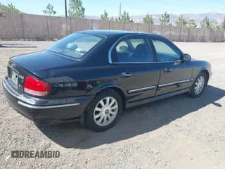 ✅ 2004 Hyundai Sonata GLS • VIN: KMHWF35H44A015010 • Lot: 42945146. Listed on IAAI with 279,153 mi. Free auction sales archive from the USA and detailed vehicle history report at DreamBid. Image 4.