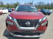✅ 2022 Nissan Rogue SL • VIN: 5N1BT3CBXNC728635 • Lot: 67609315. Wystawiony na Copart z przebiegiem 29 495 mil. Bezpłatny archiwum sprzedaży aukcyjnych z USA i szczegółowy raport historii pojazdu na DreamBid. Zdjęcie 5.