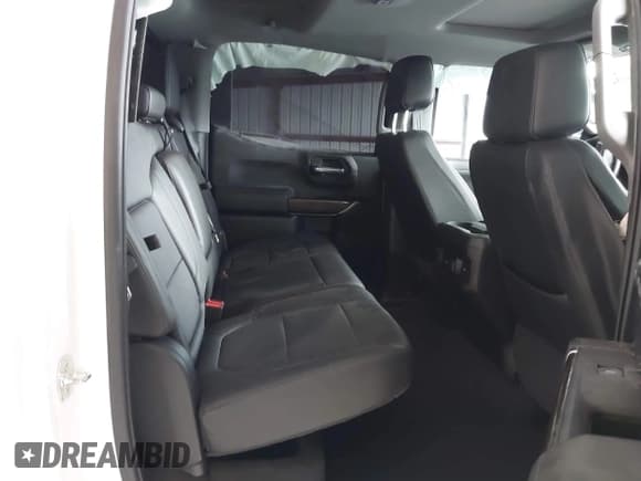 ✅ 2022 Chevrolet Silverado 1500 LT Trail Boss • VIN: 1GCPYFED2NZ110542 • Lot: 41934953. Wystawiony na IAAI z przebiegiem 62 249 mil. Bezpłatny archiwum sprzedaży aukcyjnych z USA i szczegółowy raport historii pojazdu na DreamBid. Zdjęcie 8.