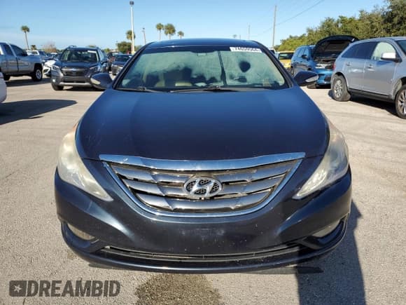✅ 2013 Hyundai Sonata SE • VIN: 5NPEC4AC3DH580253 • Lot: 74659564. Wystawiony na Copart z przebiegiem Nie podano. Bezpłatny archiwum sprzedaży aukcyjnych z USA i szczegółowy raport historii pojazdu na DreamBid. Zdjęcie 5.