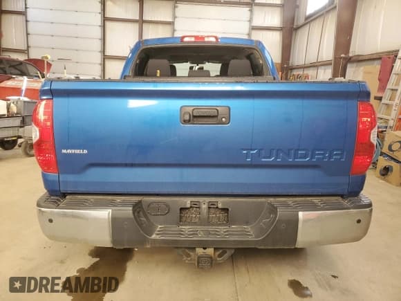 ✅ 2016 Toyota Tundra SR5 • VIN: 5TFDY5F14GX565098 • Лот: 86274975. Опубликован ранее на Copart с пробегом 193 711 миль. Бесплатный доступ к архиву аукционных продаж из США и подробный отчёт об истории автомобиля на DreamBid. Изображение 6.