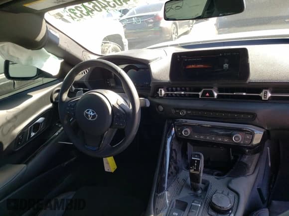 ✅ 2022 Toyota Supra 3.0 • VIN: WZ1DB0C05NW047232 • Lot: 40346433. Wystawiony na Copart z przebiegiem 15 022 mil. Bezpłatny archiwum sprzedaży aukcyjnych z USA i szczegółowy raport historii pojazdu na DreamBid. Zdjęcie 8.