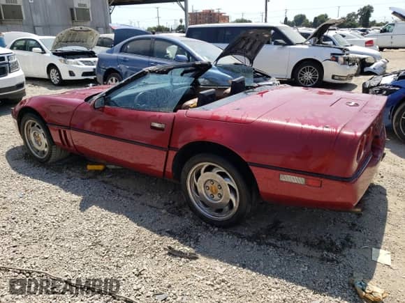 1989 Chevrolet Corvette with VIN 1G1YY3185K5103270, listed as a Copart auction lot 64901734 with 72,527 mi miles and Clean title. Bid and sale history available at DreamBid. Image 2.