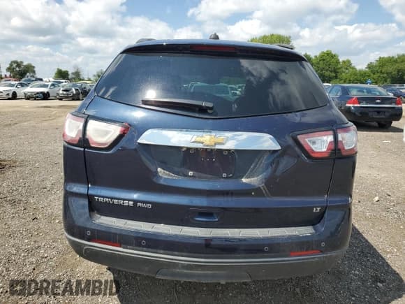 ✅ 2017 Chevrolet Traverse LT • VIN: 1GNKVHKD7HJ227837 • Lot: 67651094. Wystawiony na Copart z przebiegiem 75 827 mil. Bezpłatny archiwum sprzedaży aukcyjnych z USA i szczegółowy raport historii pojazdu na DreamBid. Zdjęcie 6.