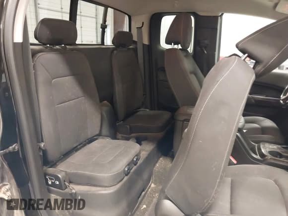 ✅ 2016 GMC Canyon 4WD SLE • VIN: 1GTH6CE37G1363843 • Lot: 41725215. Wystawiony na IAAI z przebiegiem 38 762 mil. Bezpłatny archiwum sprzedaży aukcyjnych z USA i szczegółowy raport historii pojazdu na DreamBid. Zdjęcie 8.