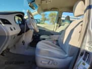 ✅ 2014 Toyota Sienna LE • VIN: 5TDJK3DC3ES088258 • Lot: 82543065. Listed on Copart with 156,330 mi. Free auction sales archive from the USA and detailed vehicle history report at DreamBid. Image 7.