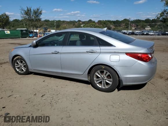 ✅ 2012 Hyundai Sonata GLS • VIN: 5NPEB4ACXCH436281 • Lot: 75443124. Listed on Copart with 129,425 mi. Free auction sales archive from the USA and detailed vehicle history report at DreamBid. Image 2.