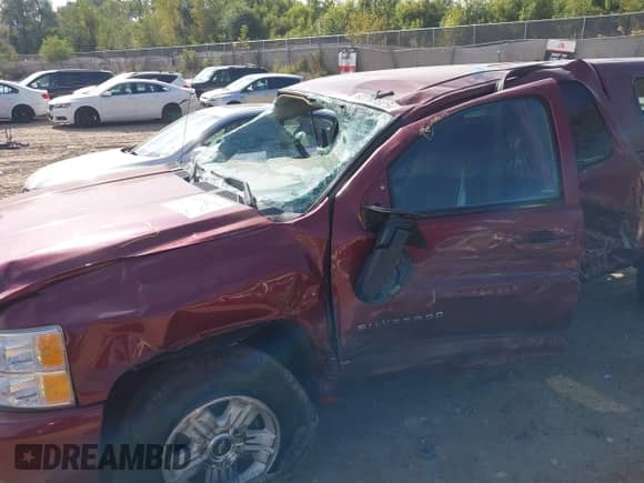 2013 Chevrolet Silverado 1500 LT с VIN 1GCRKSE73DZ131623, выставлен на аукционе IAAI как лот 43351277 с пробегом Не указан миль и . История ставок и продаж доступна на DreamBid. Изображение 6.