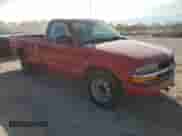 2000 Chevrolet S-10 LS с VIN 1GCCS14W0YK229046, выставлен на аукционе Copart как лот 74940064 с пробегом 262 124 миль миль и Чистый • Clean title. История ставок и продаж доступна на DreamBid. Изображение 4.