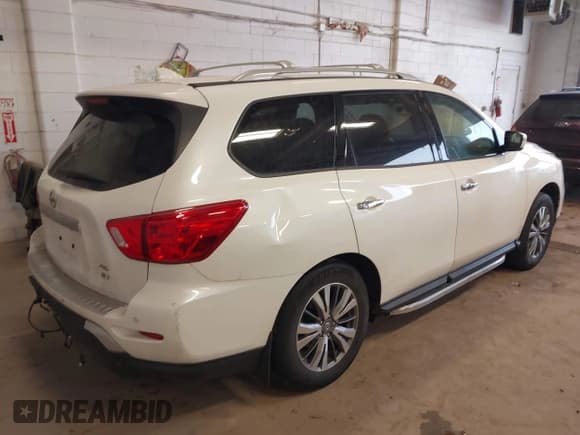 ✅ 2019 Nissan Pathfinder S • VIN: 5N1DR2MM3KC641608 • Лот: 41446787. Опубликован ранее на IAAI с пробегом 55 101 миль. Бесплатный доступ к архиву аукционных продаж из США и подробный отчёт об истории автомобиля на DreamBid. Изображение 4.