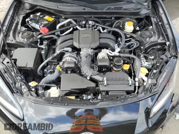 ✅ 2025 Toyota 86 Premium • VIN: JF1ZNBE10S8758615 • Lot: 82476345. Listed on Copart with 2,190 mi. Free auction sales archive from the USA and detailed vehicle history report at DreamBid. Image 11.