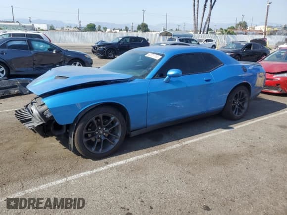 ✅ 2019 Dodge Challenger SXT • VIN: 2C3CDZAG9KH525630 • Lot: 62323744. Wystawiony na Copart z przebiegiem Nie podano. Bezpłatny archiwum sprzedaży aukcyjnych z USA i szczegółowy raport historii pojazdu na DreamBid. Zdjęcie 1.