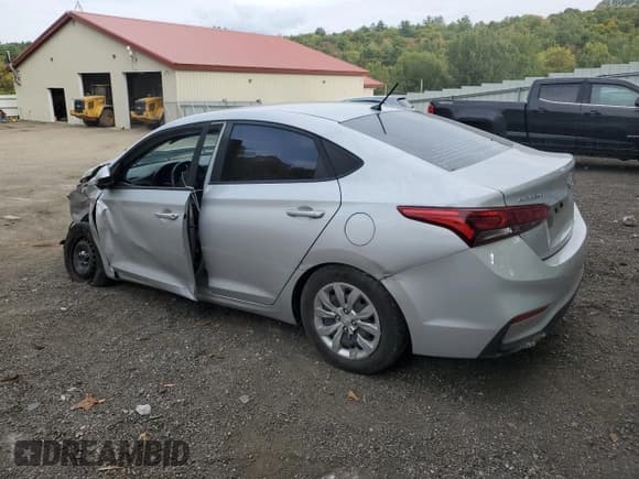 ✅ 2018 Hyundai Accent SEL • VIN: 3KPC24A38JE024126 • Лот: 72128844. Опубликован ранее на Copart с пробегом 211 016 миль. Бесплатный доступ к архиву аукционных продаж из США и подробный отчёт об истории автомобиля на DreamBid. Изображение 2.