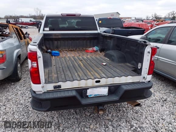 ✅ 2021 Chevrolet Silverado 2500HD Work Truck • VIN: 1GC1YLE70MF245209 • Лот: 43671791. Опубликован ранее на IAAI с пробегом 170 259 миль. Бесплатный доступ к архиву аукционных продаж из США и подробный отчёт об истории автомобиля на DreamBid. Изображение 6.