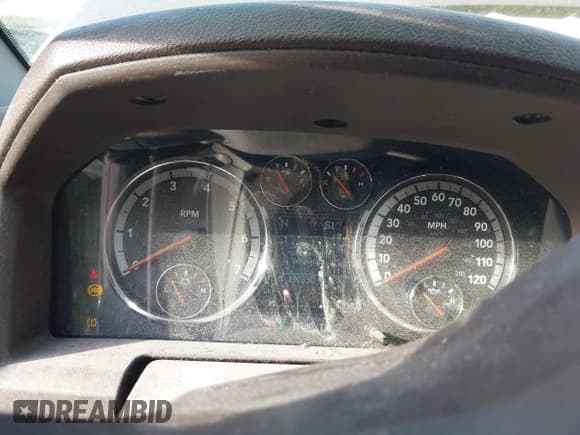 ✅ 2009 Dodge 1500 SLT • VIN: 1D3HV18T39S724184 • Lot: 42097416. Wystawiony na IAAI z przebiegiem 297 630 mil. Bezpłatny archiwum sprzedaży aukcyjnych z USA i szczegółowy raport historii pojazdu na DreamBid. Zdjęcie 7.