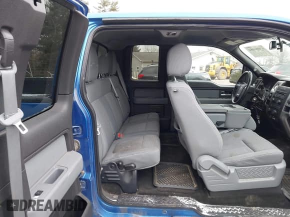 ✅ 2012 Ford F-150 XL • VIN: 1FTFX1ET6CFC52318 • Lot: 43884084. Listed on IAAI with 137,163 mi. Free auction sales archive from the USA and detailed vehicle history report at DreamBid. Image 8.