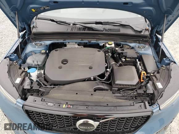 ✅ 2024 Volvo XC40 Ultimate Dark Theme • VIN: YV4L12UM9R2300802 • Лот: 87447174. Опубликован ранее на Copart с пробегом 7 485 миль. Бесплатный доступ к архиву аукционных продаж из США и подробный отчёт об истории автомобиля на DreamBid. Изображение 13.