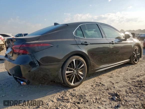 ✅ 2019 Toyota Camry XSE • VIN: 4T1BZ1HK0KU022517 • Lot: 84649235. Wystawiony na Copart z przebiegiem 93 489 mil. Bezpłatny archiwum sprzedaży aukcyjnych z USA i szczegółowy raport historii pojazdu na DreamBid. Zdjęcie 3.