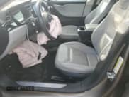 ✅ 2015 Tesla Model S 85D • VIN: 5YJSA1E26FF107912 • Лот: 44646955. Опубликован ранее на Copart с пробегом 85 530 миль. Бесплатный доступ к архиву аукционных продаж из США и подробный отчёт об истории автомобиля на DreamBid. Изображение 7.