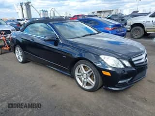✅ 2012 Mercedes-Benz E 550 • VIN: WDDKK7DF2CF147728 • Лот: 41757574. Опубликован ранее на IAAI с пробегом 145 601 миль. Бесплатный доступ к архиву аукционных продаж из США и подробный отчёт об истории автомобиля на DreamBid. Изображение 1.