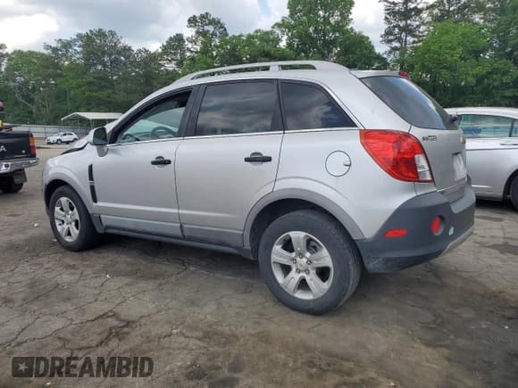 ✅ 2014 Chevrolet Captiva Sport LS • VIN: 3GNAL2EK6ES633126 • Lot: 54986885. Wystawiony na Copart z przebiegiem 63 562 mil. Bezpłatny archiwum sprzedaży aukcyjnych z USA i szczegółowy raport historii pojazdu na DreamBid. Zdjęcie 2.