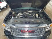 ✅ 2018 GMC Sierra 3500HD Denali • VIN: 1GT42YEYXJF169000 • Lot: 95628845. Wystawiony na Copart z przebiegiem 127 499 mil. Bezpłatny archiwum sprzedaży aukcyjnych z USA i szczegółowy raport historii pojazdu na DreamBid. Zdjęcie 11.