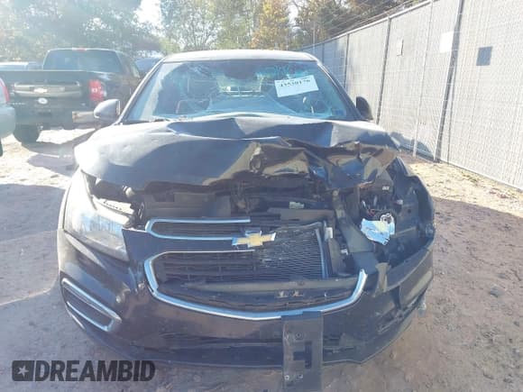 ✅ 2016 Chevrolet Cruze LT • VIN: 1G1PE5SB1G7149202 • Lot: 43530176. Listed on IAAI with 155,633 mi. Free auction sales archive from the USA and detailed vehicle history report at DreamBid. Image 12.