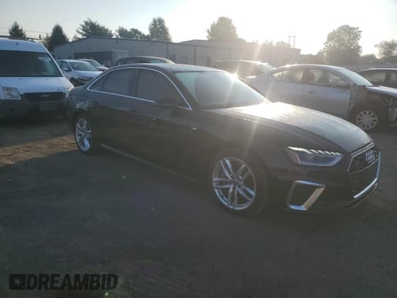✅ 2020 Audi A4 Premium Plus • VIN: WAUENAF42LA071395 • Lot: 80265075. Listed on Copart with 51,283 mi. Free auction sales archive from the USA and detailed vehicle history report at DreamBid. Image 4.