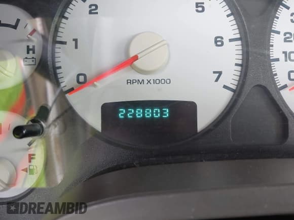 ✅ 2004 Dodge 2500 SLT • VIN: 3D7KU28D24G148352 • Lot: 43351290. Listed on IAAI with 228,803 mi. Free auction sales archive from the USA and detailed vehicle history report at DreamBid. Image 15.