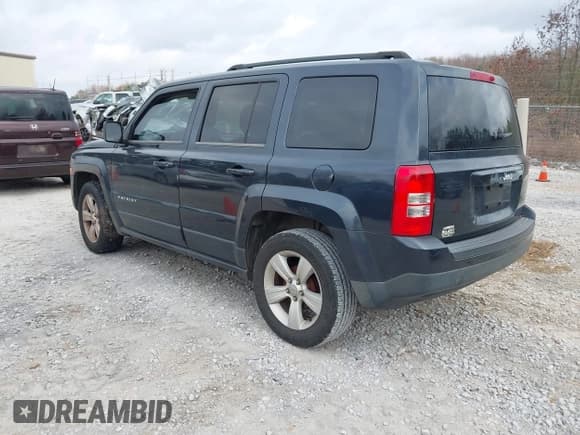 ✅ 2014 Jeep Patriot Sport • VIN: 1C4NJPBB5ED628517 • Lot: 43734478. Wystawiony na IAAI z przebiegiem 136 157 mil. Bezpłatny archiwum sprzedaży aukcyjnych z USA i szczegółowy raport historii pojazdu na DreamBid. Zdjęcie 3.