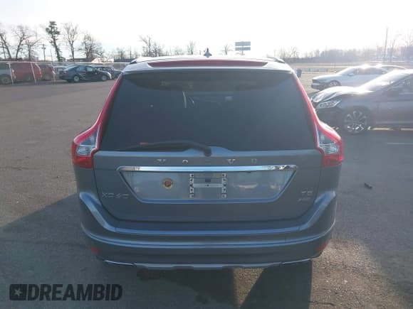 ✅ 2017 Volvo XC60 Inscription • VIN: YV440MRU5H2133168 • Lot: 43773605. Listed on IAAI with 146,169 mi. Free auction sales archive from the USA and detailed vehicle history report at DreamBid. Image 16.