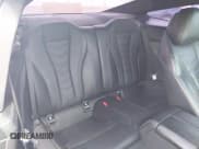 ✅ 2019 BMW 8 Series M850i xDrive • VIN: WBABC4C51KBU96588 • Lot: 43283984. Wystawiony na IAAI z przebiegiem 64 951 mil. Bezpłatny archiwum sprzedaży aukcyjnych z USA i szczegółowy raport historii pojazdu na DreamBid. Zdjęcie 8.