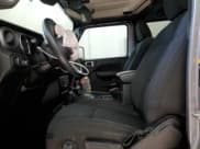 ✅ 2021 Jeep Gladiator Sport S • VIN: 1C6HJTAG6ML573803 • Лот: 91416095. Опубликован ранее на Copart с пробегом 36 233 миль. Бесплатный доступ к архиву аукционных продаж из США и подробный отчёт об истории автомобиля на DreamBid. Изображение 7.