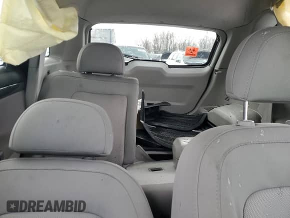 ✅ 2008 Saturn VUE XE • VIN: 3GSCL33P08S701371 • Lot: 86756544. Wystawiony na Copart z przebiegiem Nie podano. Bezpłatny archiwum sprzedaży aukcyjnych z USA i szczegółowy raport historii pojazdu na DreamBid. Zdjęcie 10.