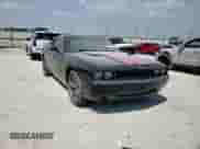 2010 Dodge Challenger SE z VIN 2B3CJ4DV9AH322819, wystawiony jako Copart lot #57610064 z przebiegiem 75 513 mil mil oraz Szkoda całkowita • Salvage title. Historia ofert i sprzedaży dostępna na DreamBid. Obrazek 11.