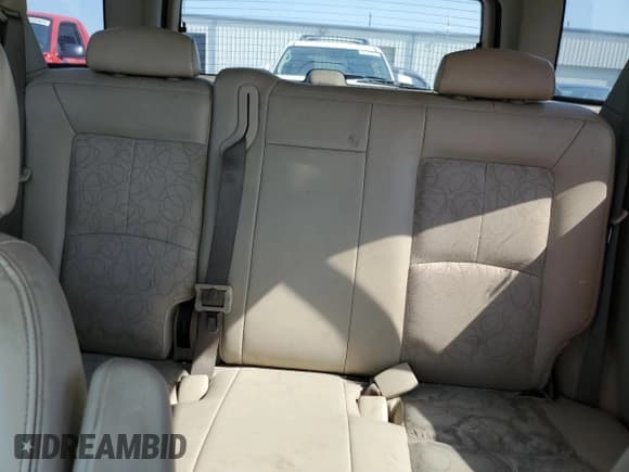 ✅ 2004 Saturn VUE V6 • VIN: 5GZCZ53464S874845 • Лот: 67342015. Опубликован ранее на Copart с пробегом 215 726 миль. Бесплатный доступ к архиву аукционных продаж из США и подробный отчёт об истории автомобиля на DreamBid. Изображение 10.