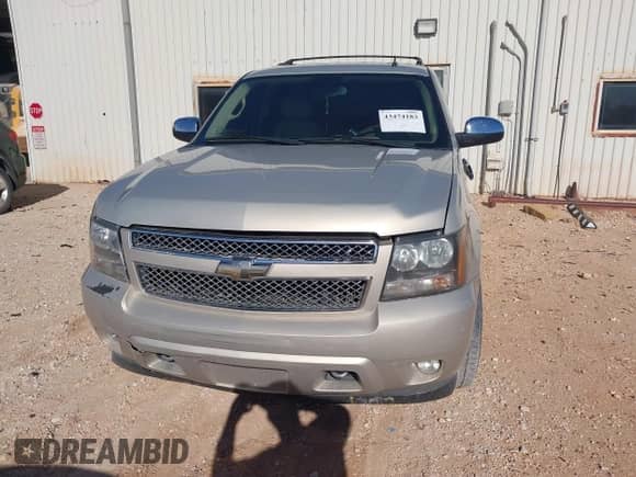 2011 Chevrolet Tahoe LTZ с VIN 1GNSKCE04BR116580, выставлен на аукционе IAAI как лот 43474183 с пробегом 183 144 миль миль и . История ставок и продаж доступна на DreamBid. Изображение 12.