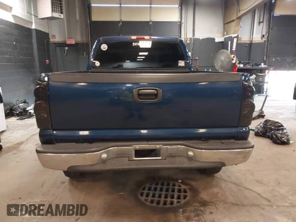 2001 Chevrolet Silverado 1500 с VIN 1GCEK14W11Z168182, выставлен на аукционе IAAI как лот 42547499 с пробегом 180 376 миль миль и . История ставок и продаж доступна на DreamBid. Изображение 17.