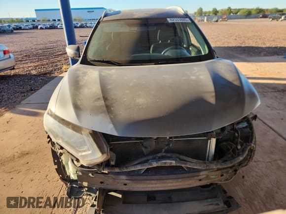 ✅ 2017 Nissan Rogue SV • VIN: KNMAT2MT8HP540064 • Lot: 82533885. Listed on Copart with 144,310 mi. Free auction sales archive from the USA and detailed vehicle history report at DreamBid. Image 5.